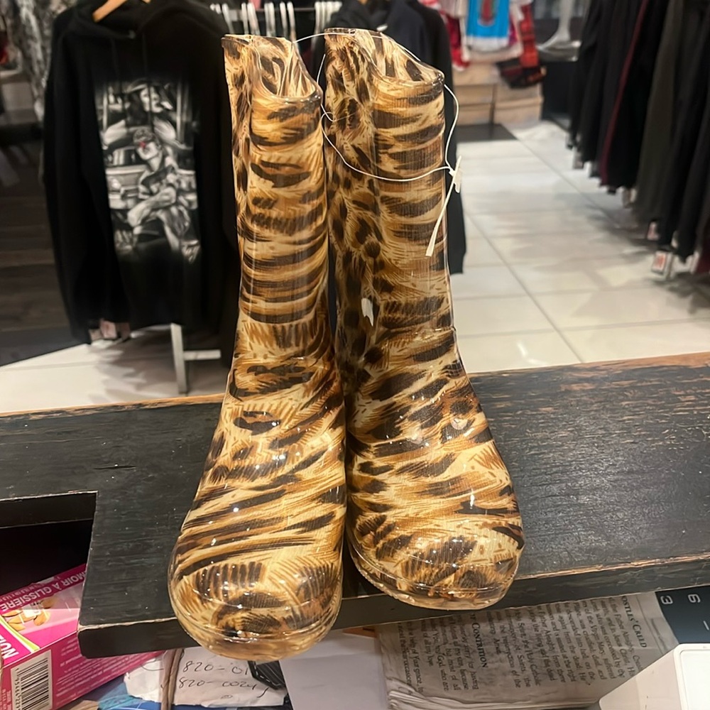 Girls rain boots